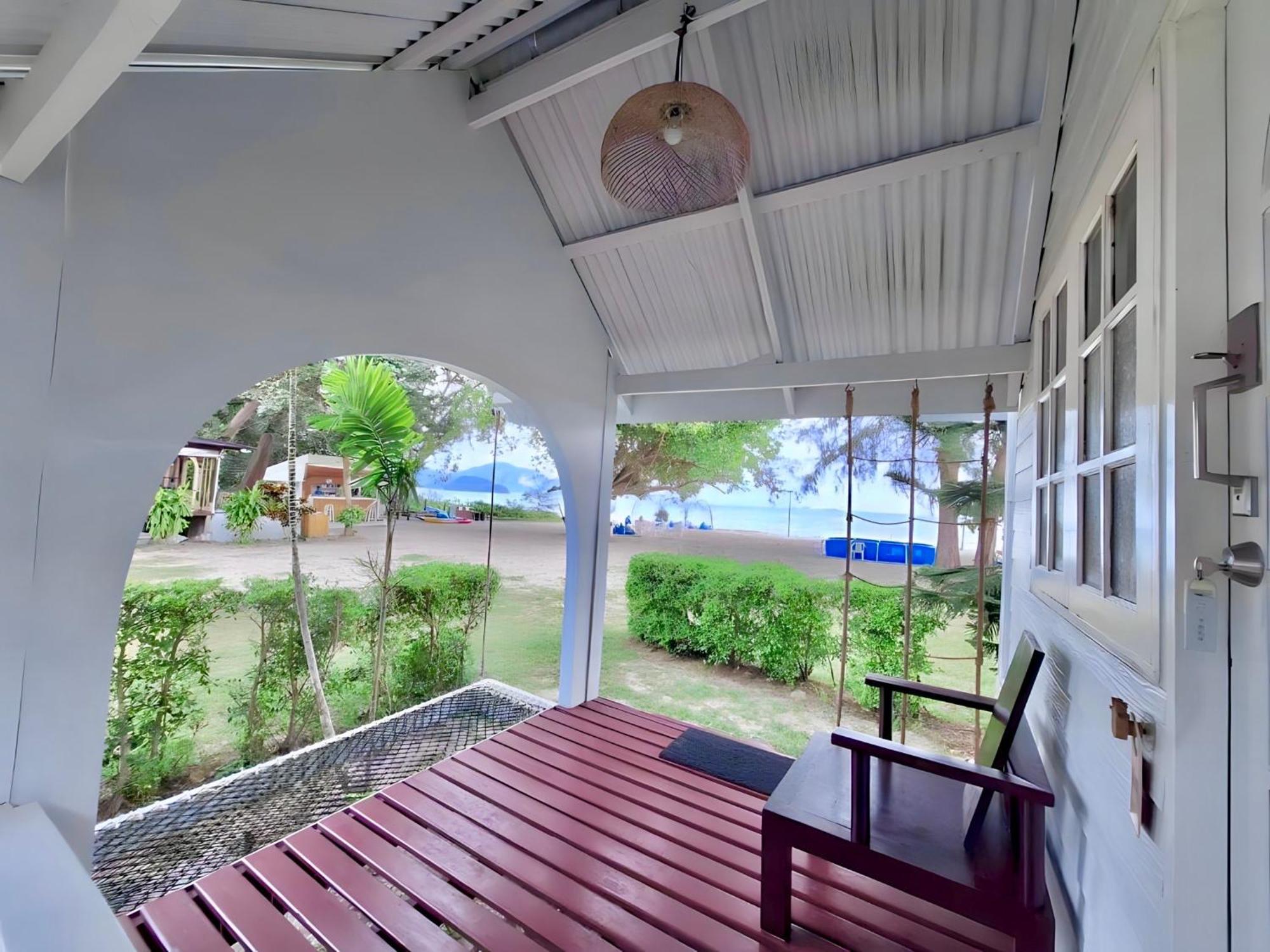 Pan Beachfront Resort Krabi Klong Muang Beach Oda fotoğraf
