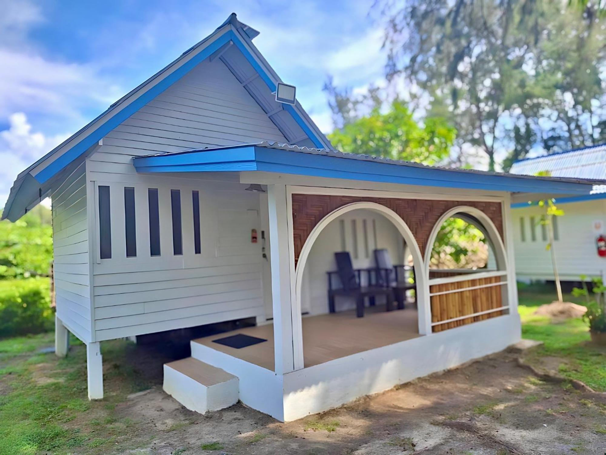 Pan Beachfront Resort Krabi Klong Muang Beach Oda fotoğraf