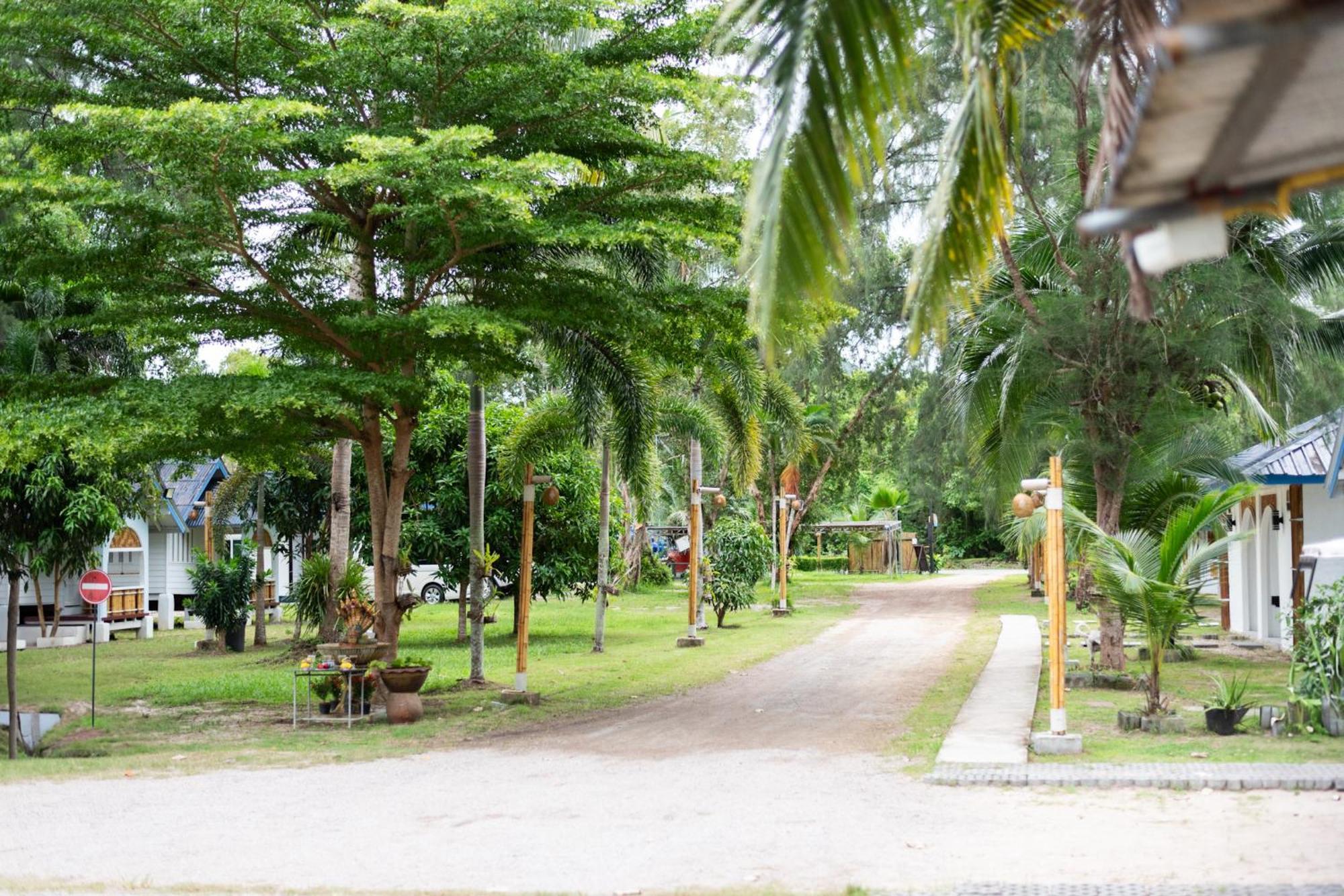Pan Beachfront Resort Krabi Klong Muang Beach Dış mekan fotoğraf